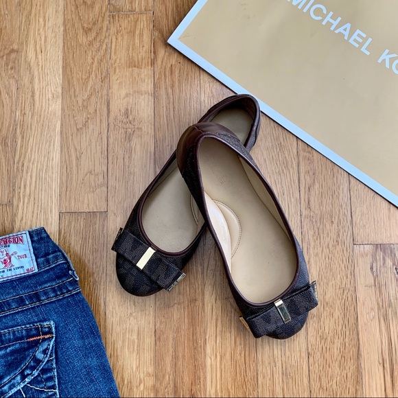 -SuperSweet- Michael Kors Delphine Flats - Picture 1 of 7